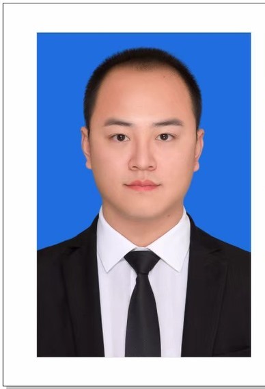石宏伟
